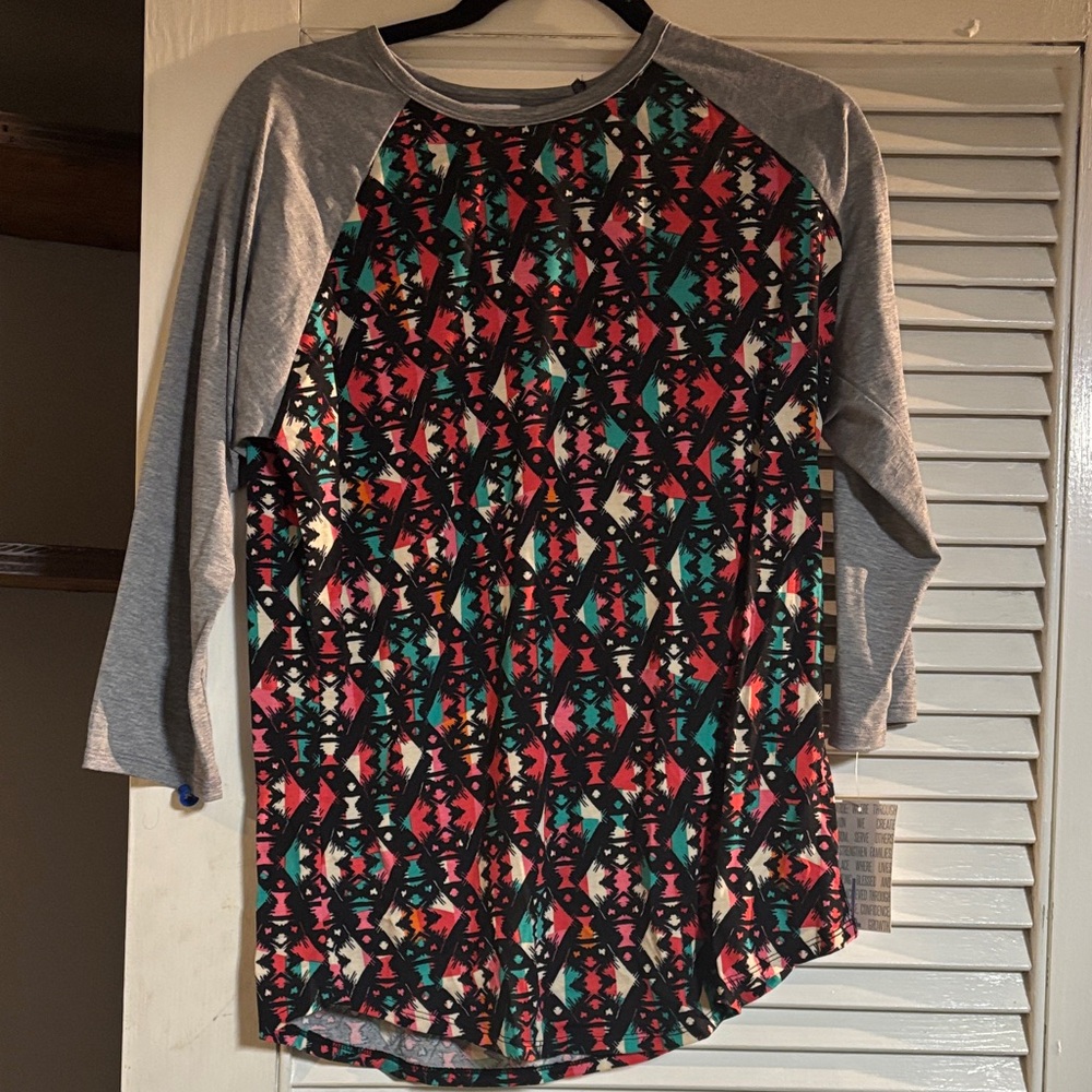 Lula Roe Randy Colorful Geometric Pattern Raglan Shirt Randy